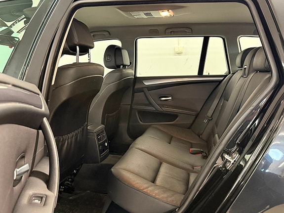 BMW 520i 10 of 27
