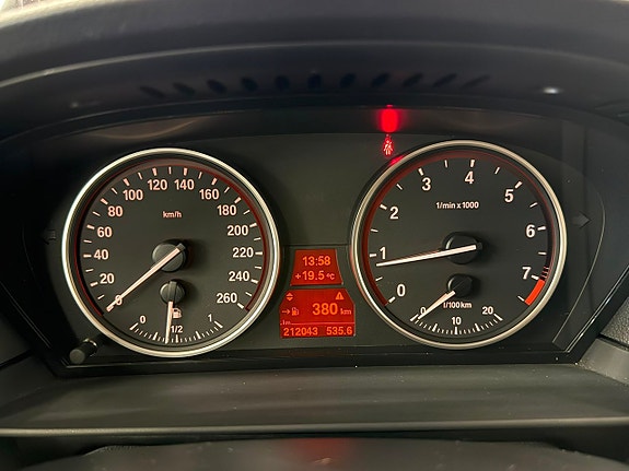 BMW 520i 21 of 27