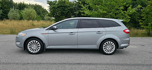 Ford Mondeo 4 of 5