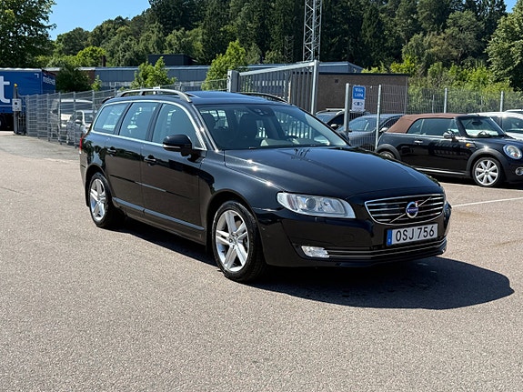 Volvo V70 4 of 5