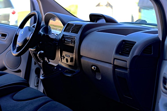 Peugeot Expert 5 of 5