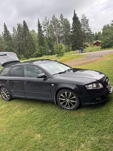 Audi A4 4 of 4