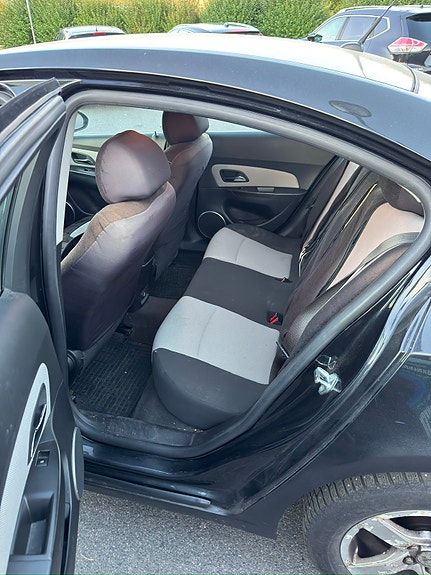 Chevrolet Cruze 5 of 5