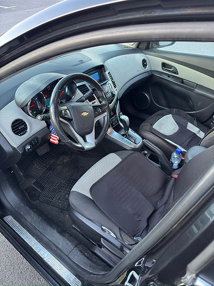 Chevrolet Cruze 4 of 5
