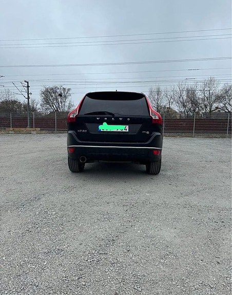Volvo XC60 4 of 7