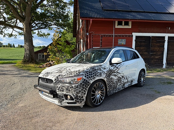 Mitsubishi ASX 2 of 5