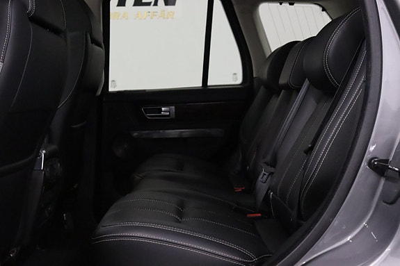 Land Rover Range Rover Sport 25 of 27