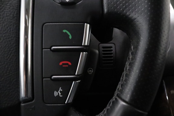 Land Rover Range Rover Sport 23 of 27