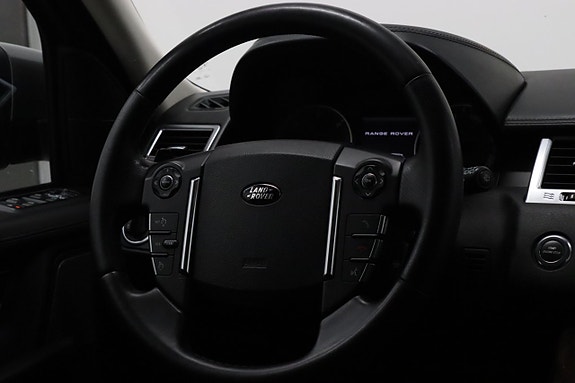 Land Rover Range Rover Sport 13 of 27