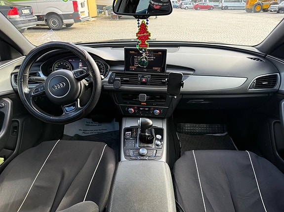 Audi A6 6 of 9