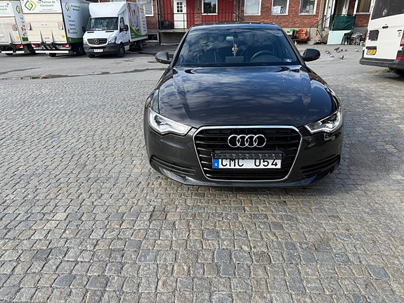 Audi A6 2 of 5