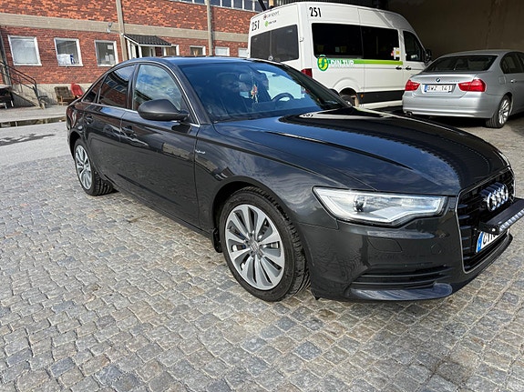 Audi A6 4 of 5