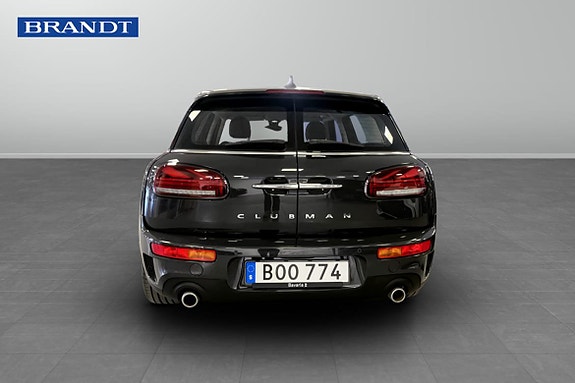 MINI Cooper S 8 of 9