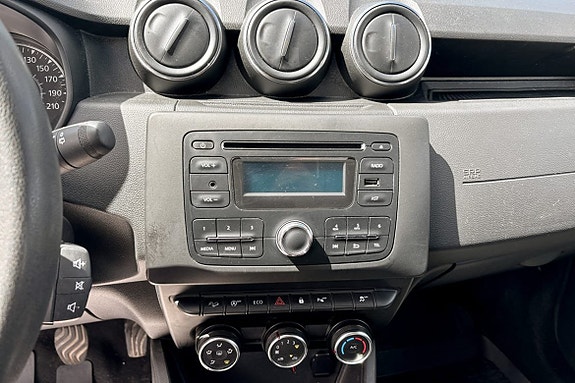 Dacia Duster 6 of 9
