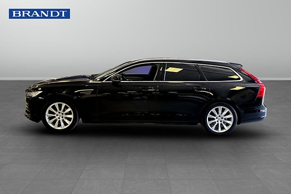 Volvo V90 3 of 5