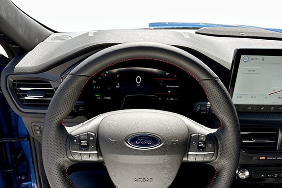 Ford Kuga 7 of 9
