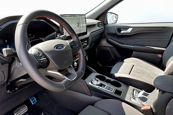 Ford Kuga 5 of 5