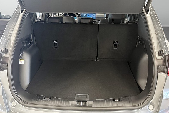 Ford Kuga 11 of 12