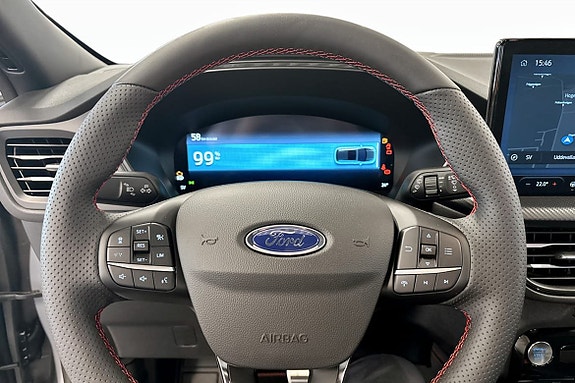 Ford Kuga 9 of 12
