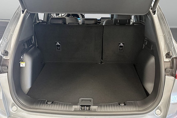 Ford Kuga 12 of 12
