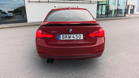 BMW 320d 6 of 10