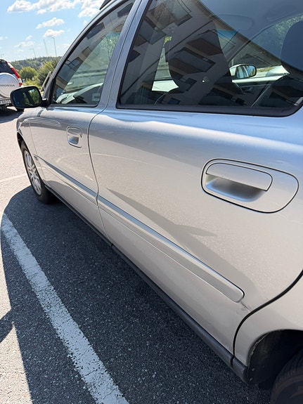 Volvo V70 5 of 5