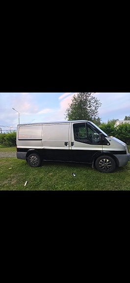 Ford Transit 4 of 4