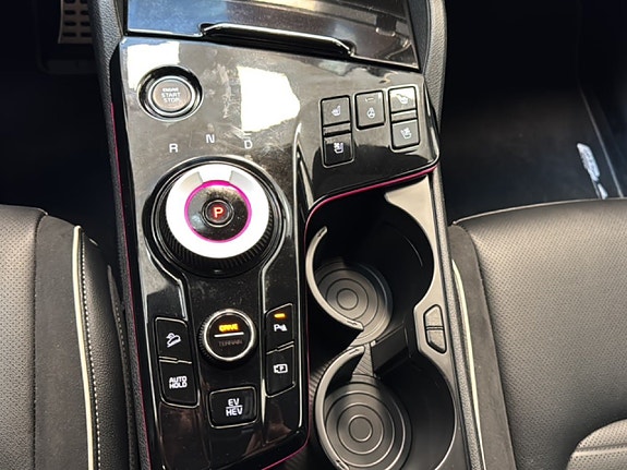 Kia Sportage 12 of 20