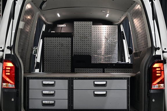 Volkswagen Transporter 7 of 30