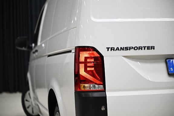 Volkswagen Transporter 15 of 30