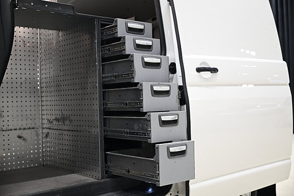 Volkswagen Transporter 5 of 5