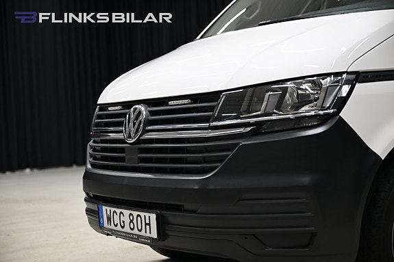 Volkswagen Transporter 12 of 30