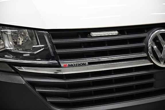 Volkswagen Transporter 14 of 30