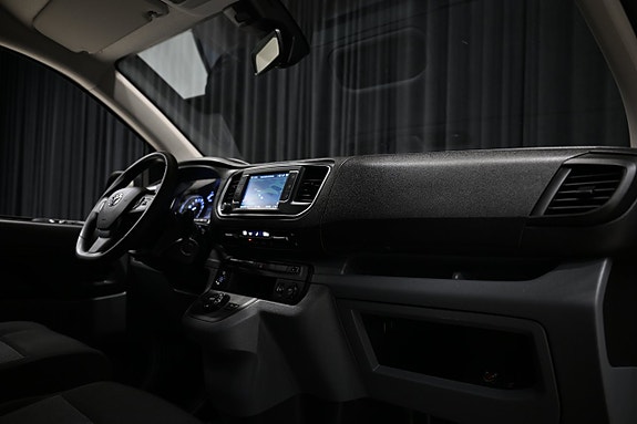 Toyota Proace 30 of 30