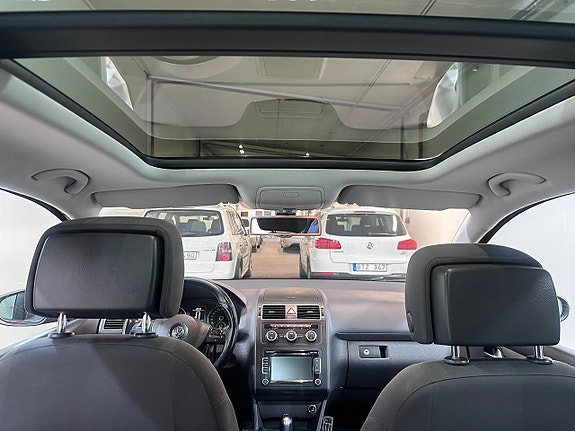 Volkswagen Touran 26 of 28