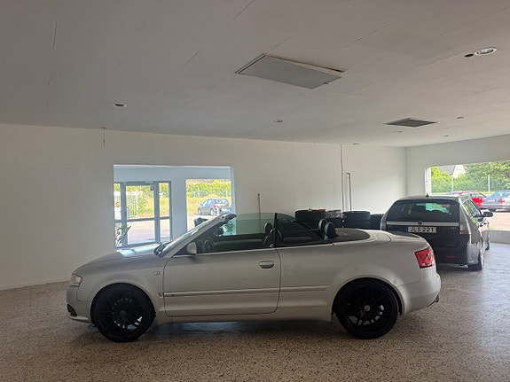 Audi A4 5 of 5