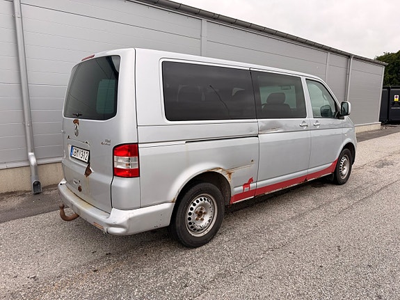 Volkswagen Caravelle 6 of 22