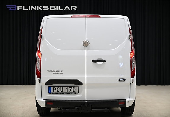 Ford Transit Custom 16 of 30