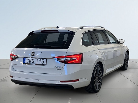 Skoda Superb 5 of 22