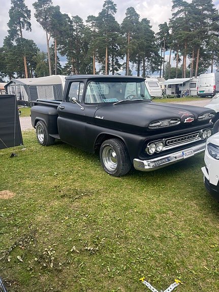 Chevrolet Regular Cab 4 of 5