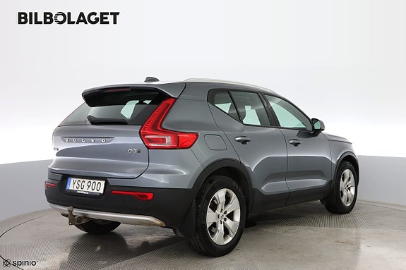 Volvo XC40 4 of 5