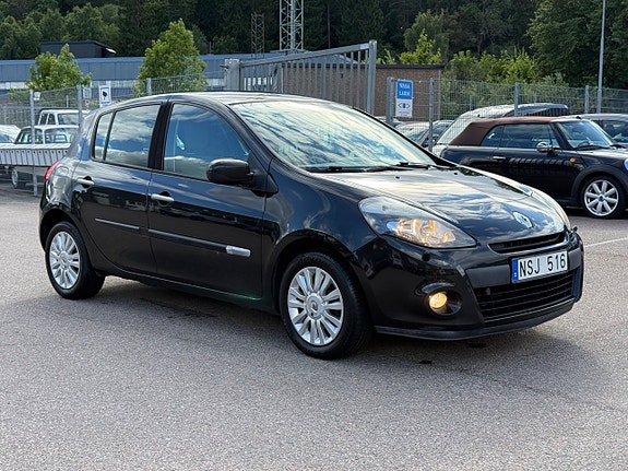 Renault Clio 2 of 5