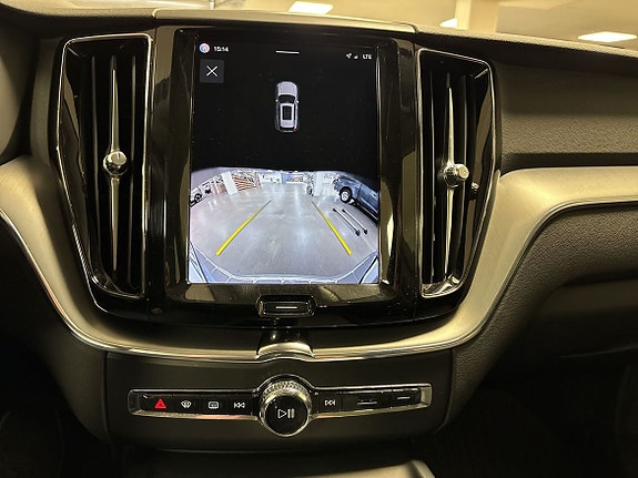 Volvo XC60 11 of 12