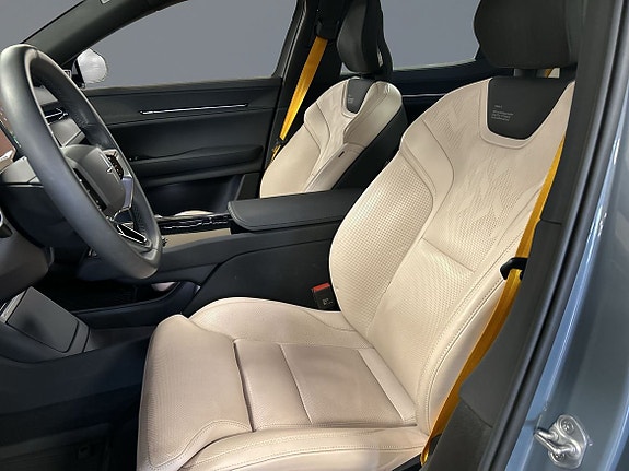 Polestar 3 4 of 19