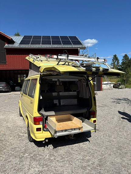 Volkswagen Multivan 5 of 5