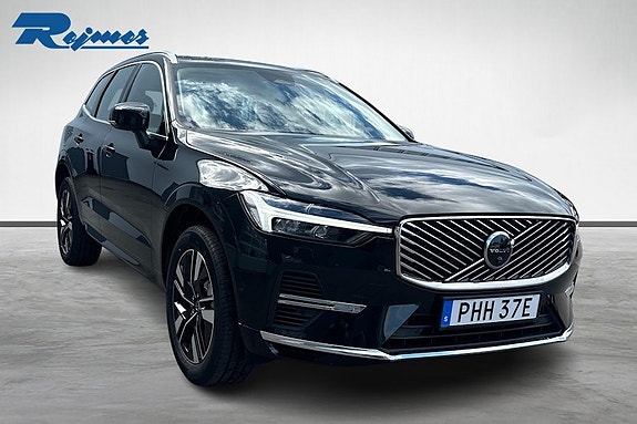 Volvo XC60 2 of 5