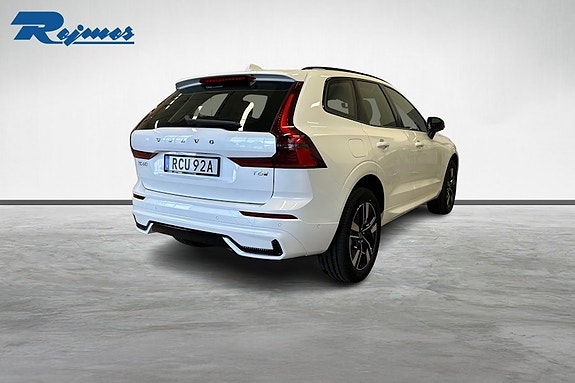 Volvo XC60 4 of 5