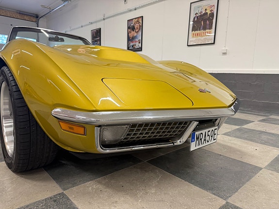 Chevrolet Corvette 17 of 30