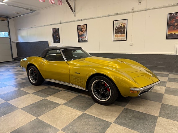 Chevrolet Corvette 22 of 30