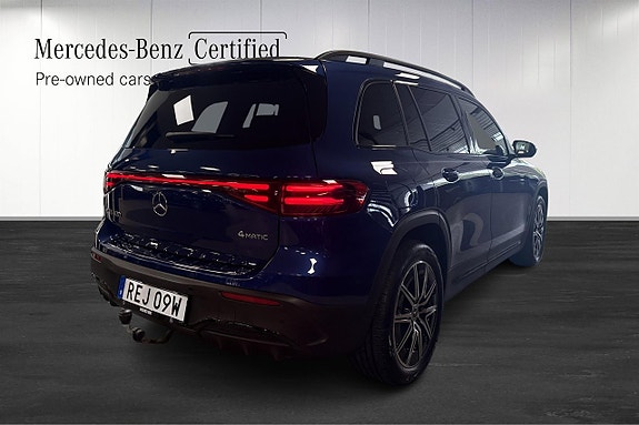 Mercedes-Benz EQB300 3 of 5
